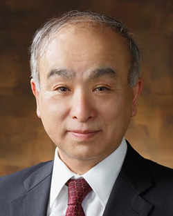 Headshot of Junichi Nabekura
