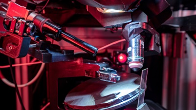 A specialized microscope at the Allen Institute for Brain Science
