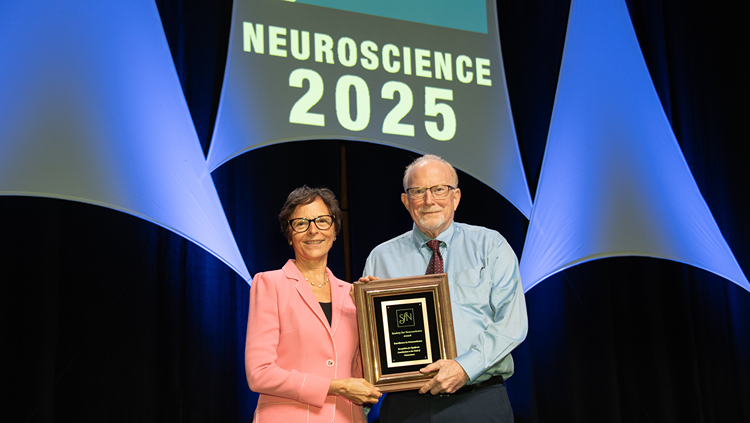 Mika Salpeter Lifetime Achievement Award