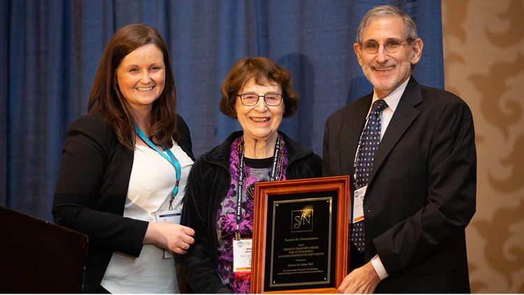 Herbert M. Geller, PhD, of the NIH’s National Heart, Lung, and Blood Institute, is honored with the Bernice Grafstein Award for Outstanding Accomplishments in Mentoring.
