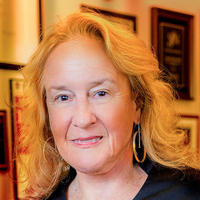 Carol Barnes headshot