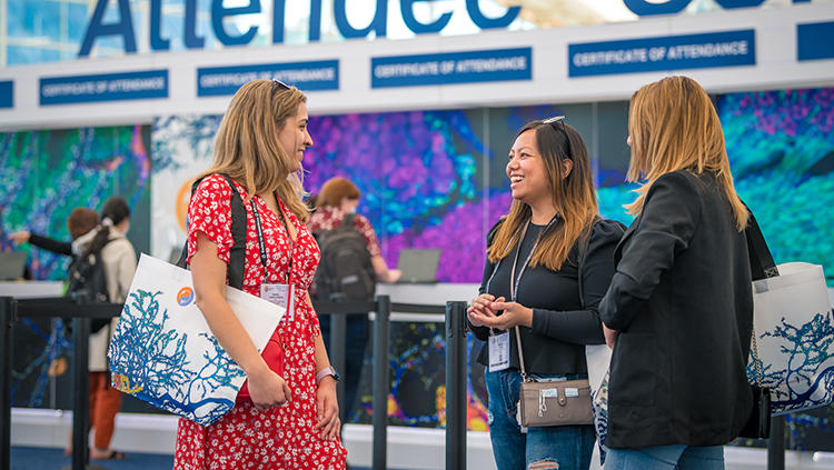 Attendees meet and engage at Neuroscience 2022 in San Diego